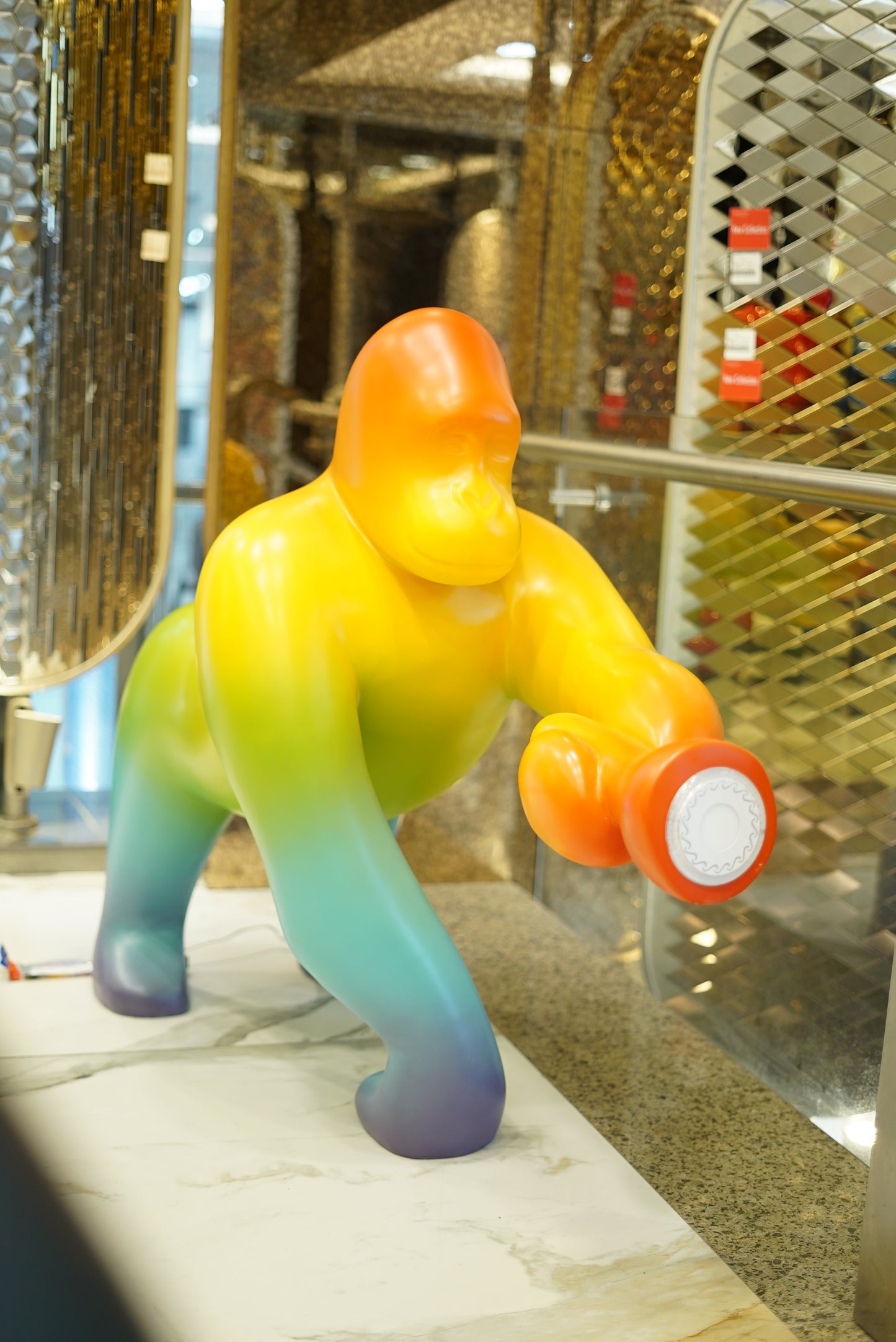 Light gorilla