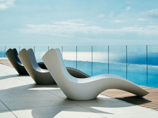 Chaise lounge