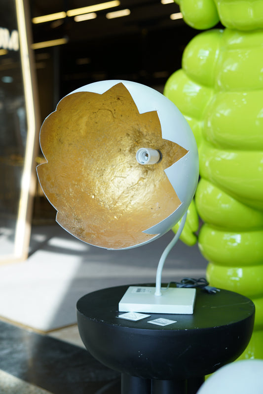 Crushed egg v1 lamp