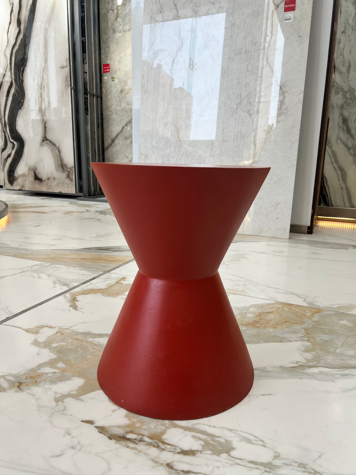 triangle fusion side table