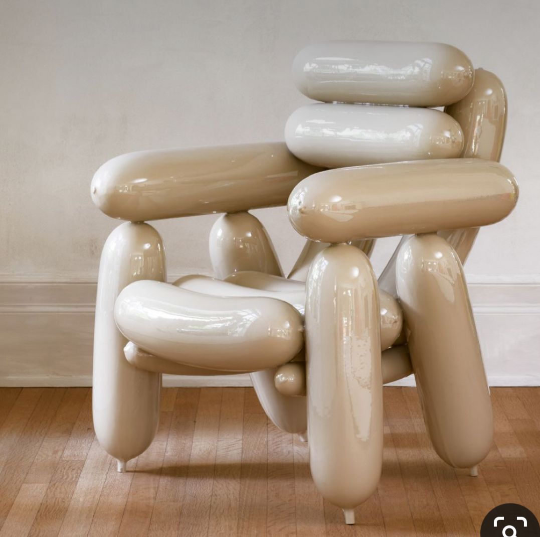 BALLOON SHAPED CHAIR